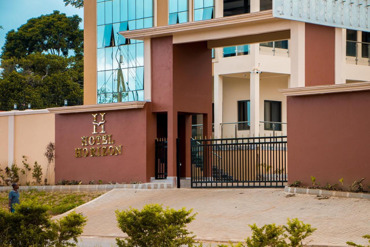 Hotel Horizon Ентебе Екстериор снимка