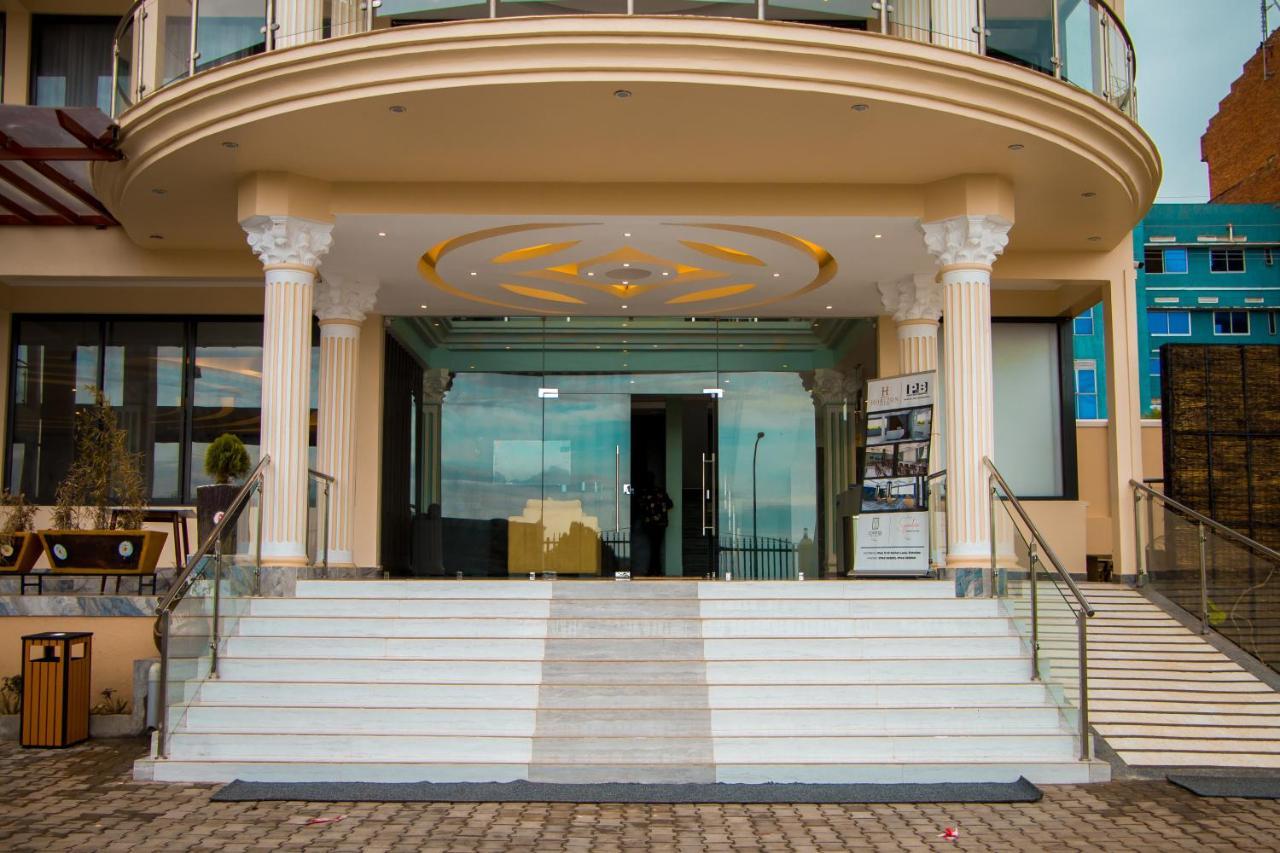 Hotel Horizon Ентебе Екстериор снимка