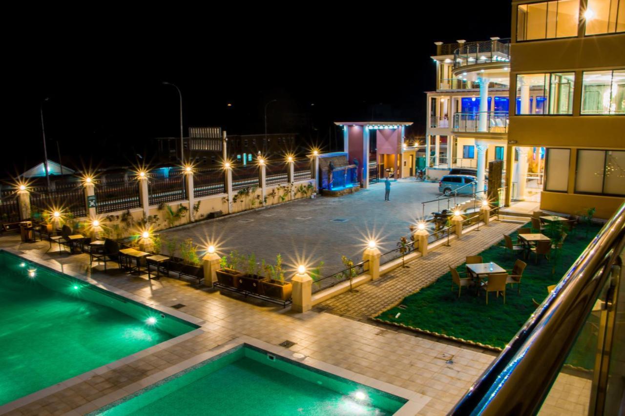 Hotel Horizon Ентебе Екстериор снимка