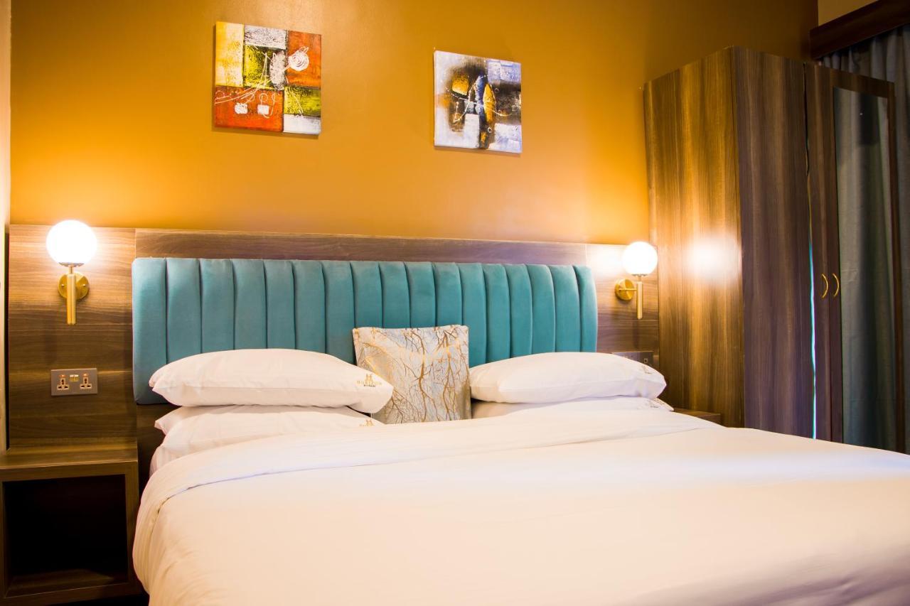 Hotel Horizon Ентебе Екстериор снимка