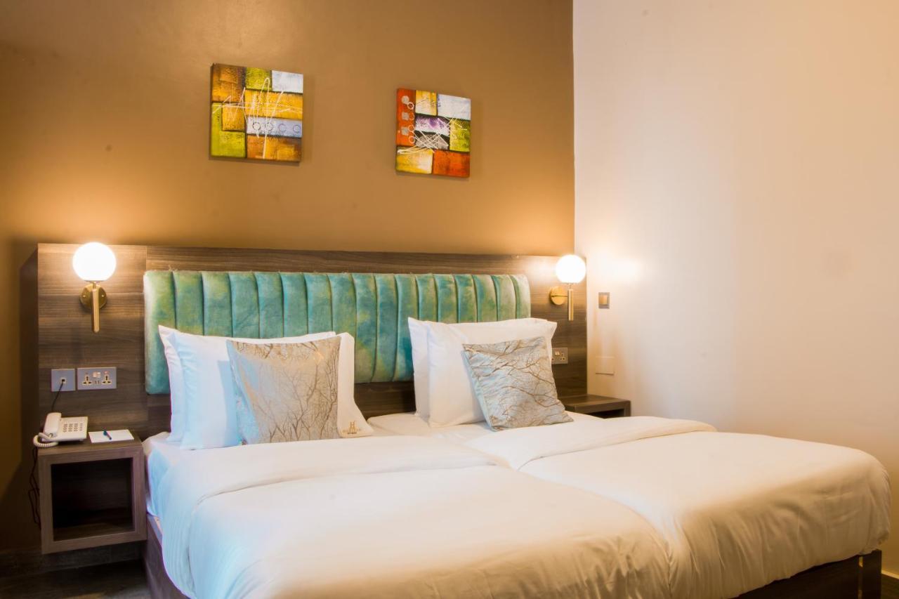 Hotel Horizon Ентебе Екстериор снимка