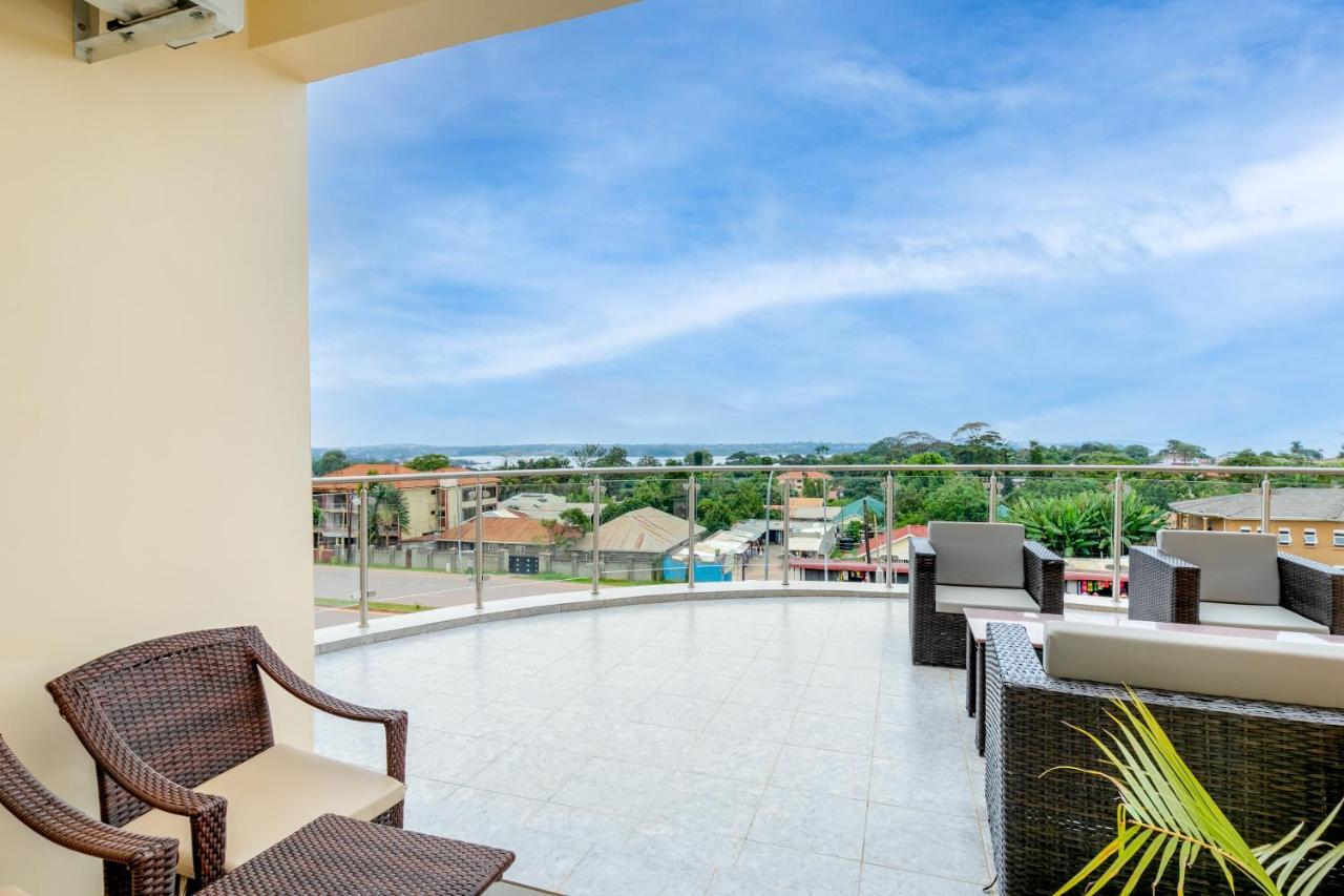 Hotel Horizon Ентебе Екстериор снимка