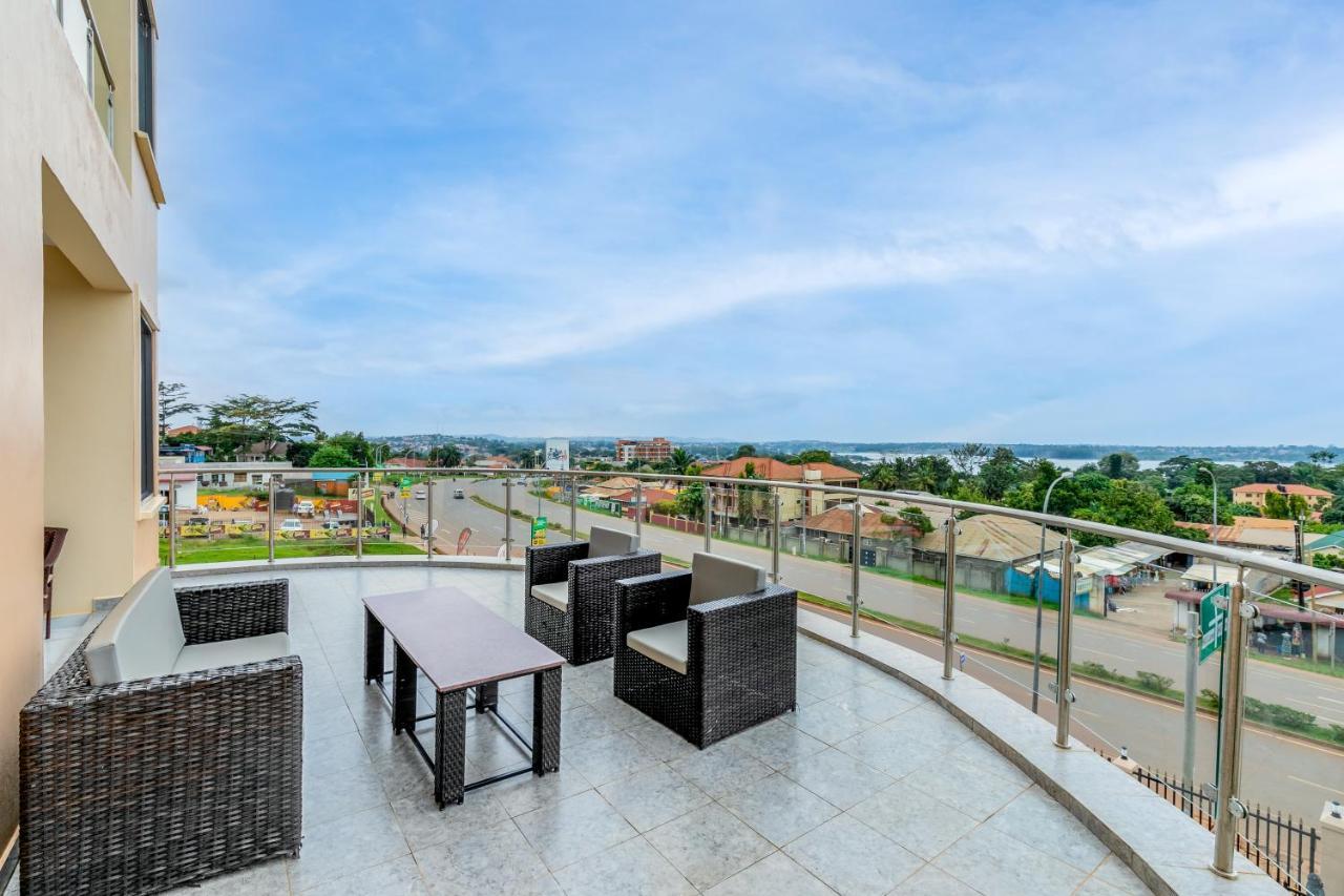Hotel Horizon Ентебе Екстериор снимка